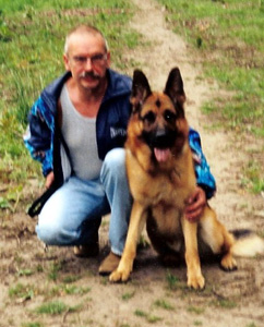 Odin&seinneuerBesitzer!a_s Odin&seinneuerBesitzer!a_s